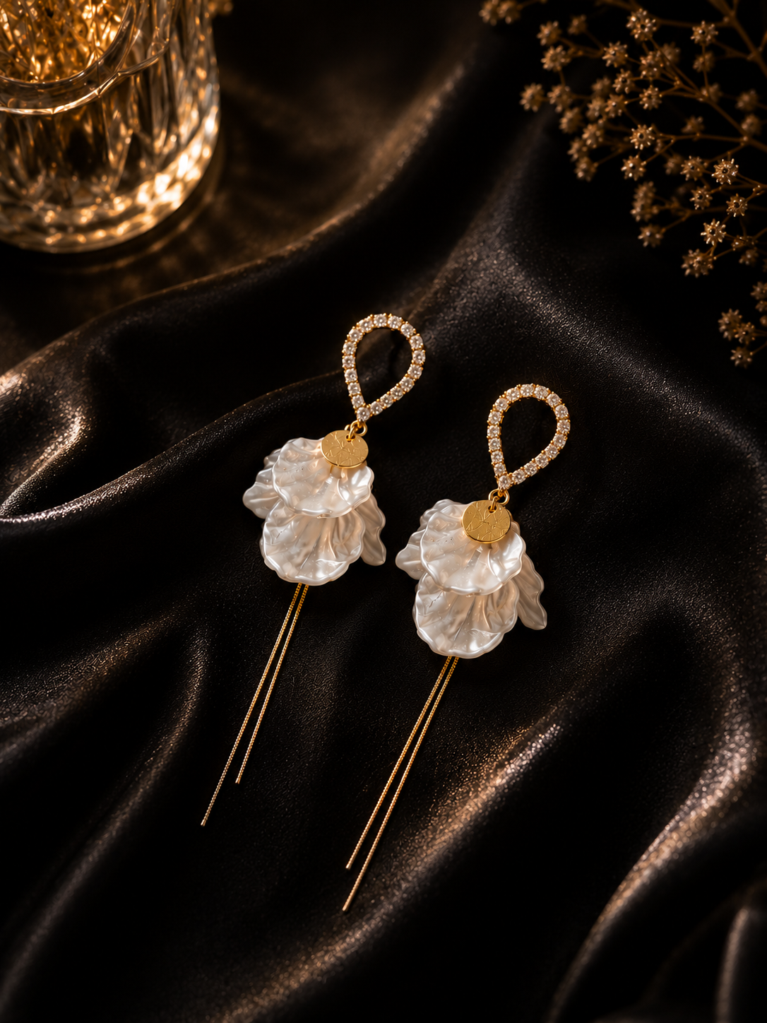 Flower Dangle Oval